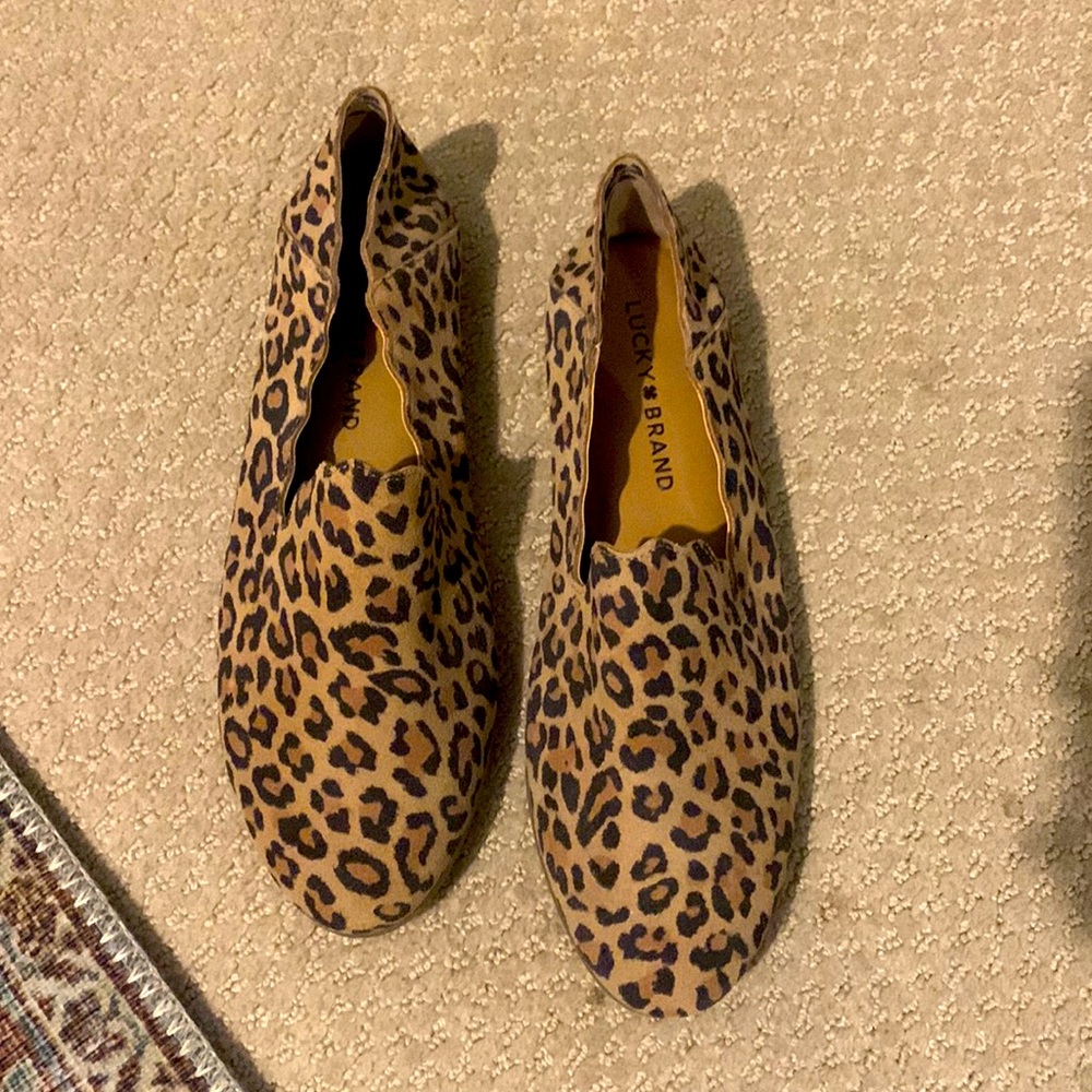 Lucky leopard flats NWT